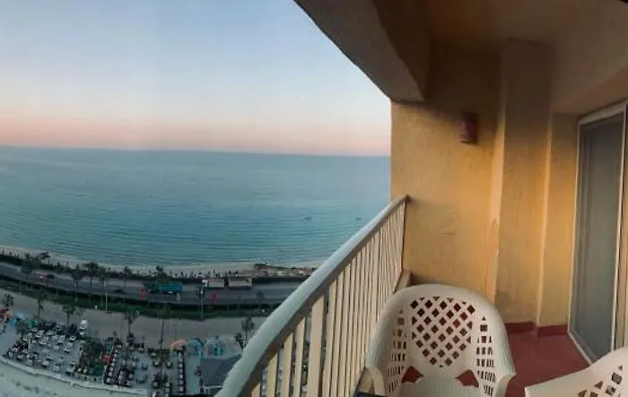 بورتو السخنه الاهرامات * Ajn-Szuhna